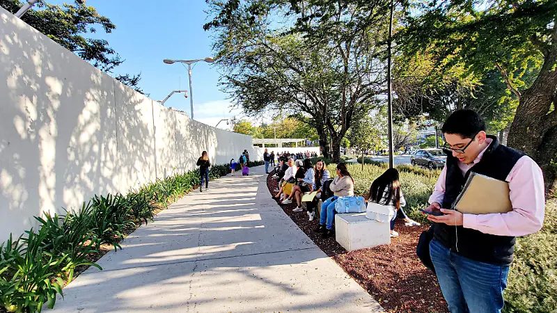 Tapatíos en el Consulado Americano de la colonia Monraz 4